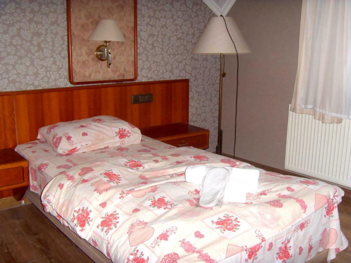 Hotel NADIKVARI Tbilisi Buitenkant foto