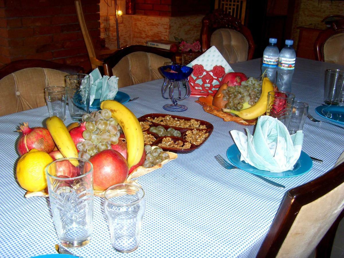 Hotel NADIKVARI Tbilisi Buitenkant foto
